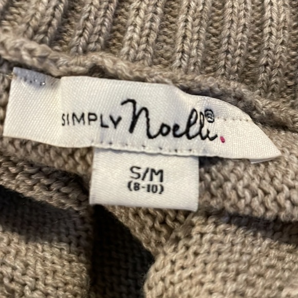 Beige Asymmetrical Pullover Sweater with Bat Sleeves - Picture 3 of 9